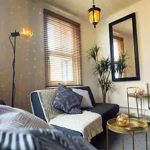 Elite Living - Centre Accommodates Up To 4 Apartment Sheffield